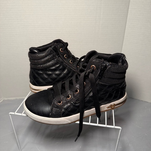 Skechers & Justice Girl's Sneaker Bundle Lot of 3 Pairs Size 4 Kids Shoes - Picture 7 of 12